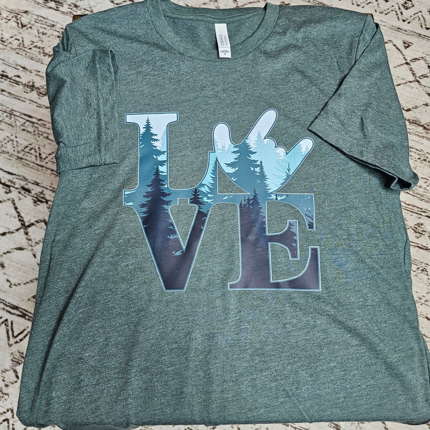 T-Shirt LOVE w/ ILU  - Green Forest